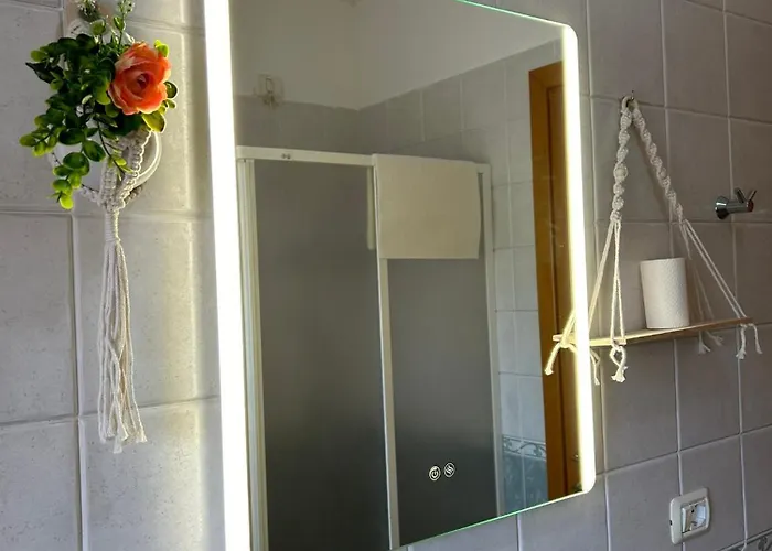 Casa Silvia - Accogliente Bilocale A 5 Minuti Dalla Stazione Di Portanuova פסקרה