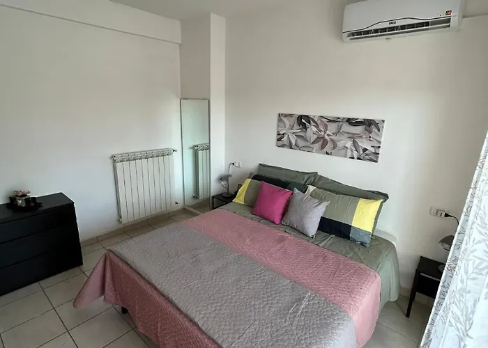 Casa Silvia - Accogliente Bilocale A 5 Minuti Dalla Stazione Di Portanuova