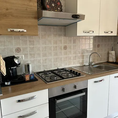 Casa Silvia - Accogliente Bilocale A 5 Minuti Dalla Stazione Di Portanuova 佩斯卡拉