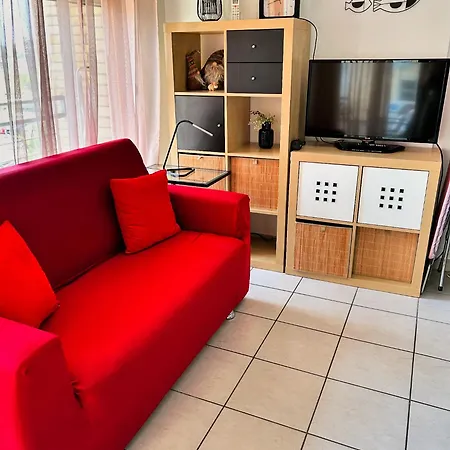 Casa Silvia - Accogliente Bilocale A 5 Minuti Dalla Stazione Di Portanuova