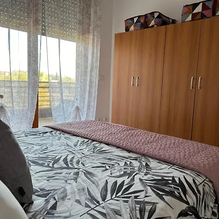 아파트 Casa Silvia -relax & Comfort A 5' Dalla Stazione Portanuova *