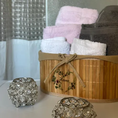 Casa Silvia - Accogliente Bilocale A 5 Minuti Dalla Stazione Di Portanuova