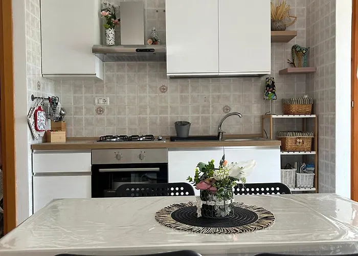 Apartman Casa Silvia - Accogliente Bilocale A 5 Minuti Dalla Stazione Di Portanuova